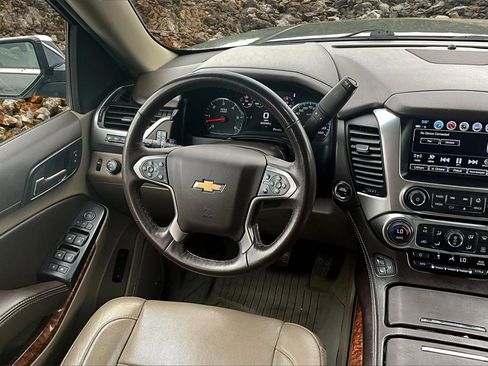 Used 2018 Chevrolet Tahoe Premier image 5