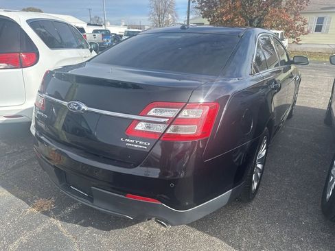 Used 2017 Ford Taurus Limited image 12
