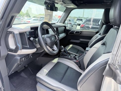 Used 2022 Ford Bronco Wildtrak AWD/4WD image 9