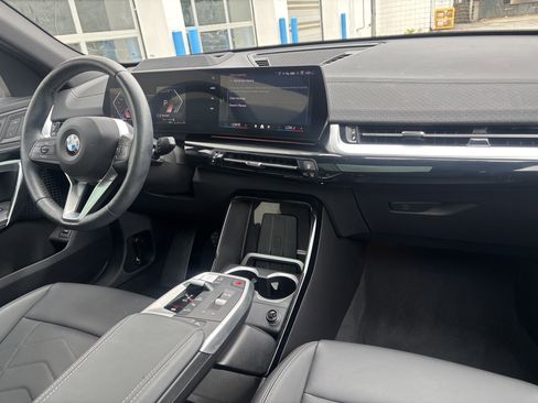 Used 2025 BMW X2 xDrive28i AWD/4WD image 29
