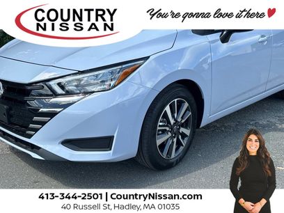 New 2025 Nissan Versa SV w/ Trunk Package