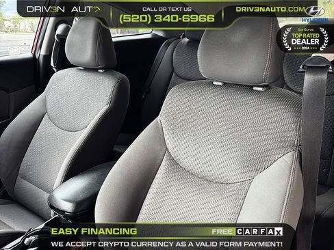 Used 2013 Hyundai Elantra FWD image 10