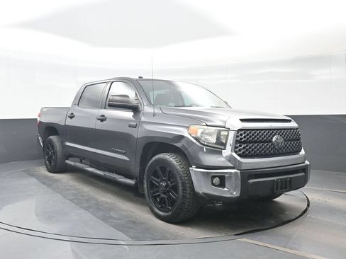 Used 2019 Toyota Tundra SR5 w/ SR5 Upgrade Package RWD image 9