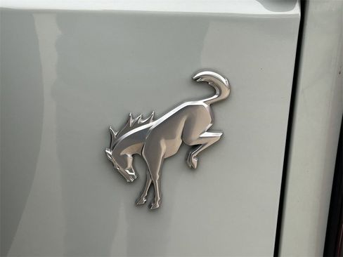 Used 2023 Ford Bronco Outer Banks image 11