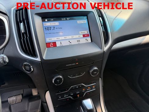 Used 2016 Ford Edge SEL w/ Equipment Group 201A AWD/4WD image 18