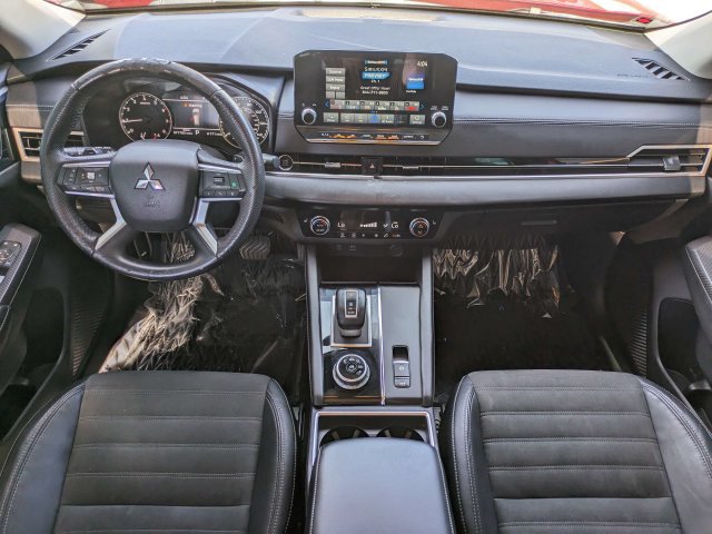 Used 2023 Mitsubishi Outlander SE FWD image 15