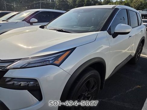 Certified 2026 Nissan Rogue SV w/ Cold Weather Package FWD image 9