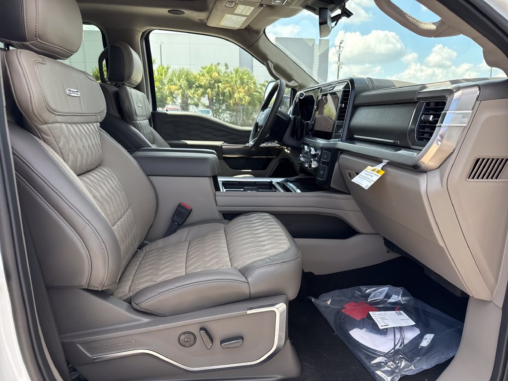 New 2026 Ford F250 Platinum w/ Platinum Plus Package AWD/4WD image 24
