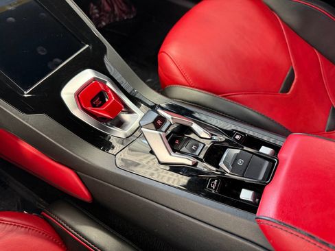 Used 2022 Lamborghini Huracan EVO RWD image 48