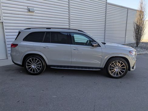 New 2026 Mercedes-Benz GLS 580 4MATIC image 2