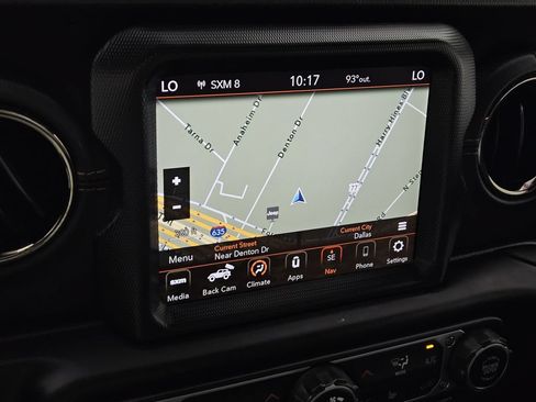 Used 2021 Jeep Wrangler Unlimited Sahara AWD/4WD image 13