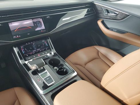 Used 2021 Audi Q7 3.0T Premium AWD/4WD image 17