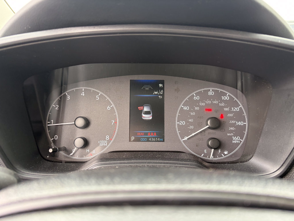 Used 2025 Toyota Corolla LE FWD image 24