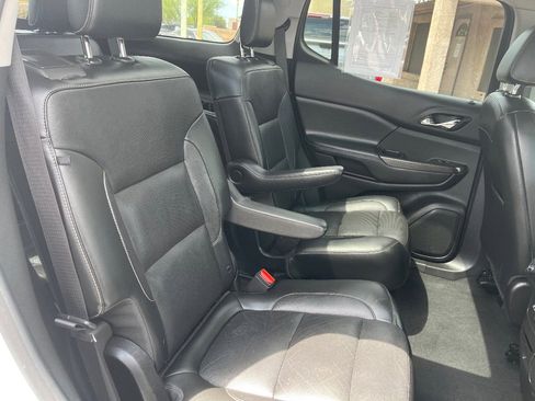Used 2019 GMC Acadia SLT FWD image 36