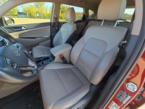 Used 2019 Hyundai Tucson Limited image 11