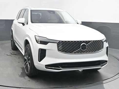 New 2026 Volvo XC90 B6 Plus w/ Protection Package Premier image 2