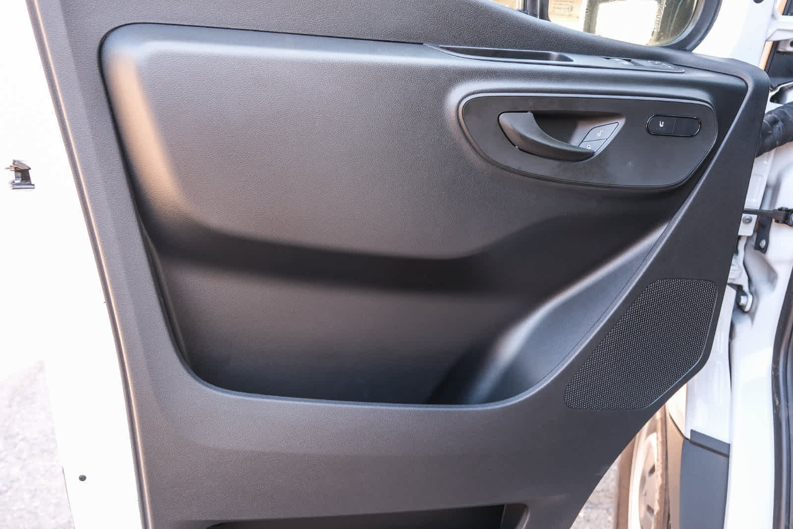 New 2025 Mercedes-Benz eSprinter 170 Cargo image 20