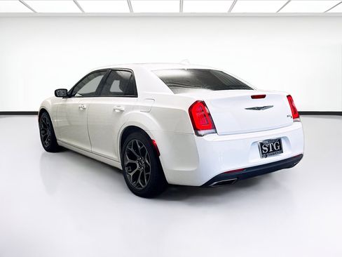 Used 2017 Chrysler 300 S image 6