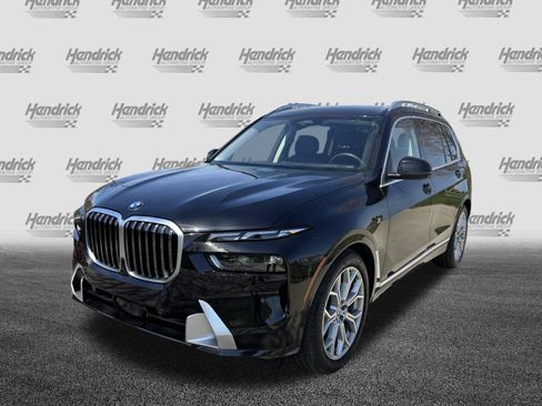 Certified 2025 BMW X7 xDrive40i image 5