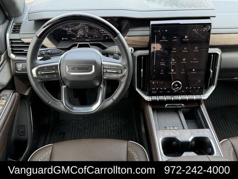 New 2026 GMC Acadia Denali Ultimate w/ LPO, Floor Liner Package AWD/4WD image 11