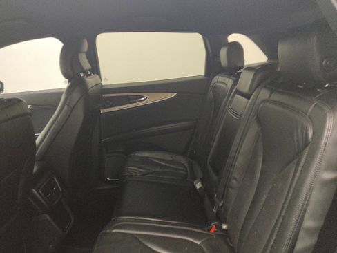 Used 2016 Lincoln MKX Select w/ Select Plus Package image 18