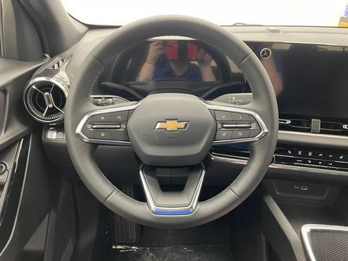 New 2026 Chevrolet Equinox LT w/ Safety and Technology Package AWD/4WD image 10