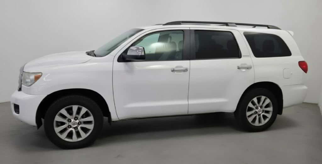 Used 2013 Toyota Sequoia Limited AWD/4WD image 2