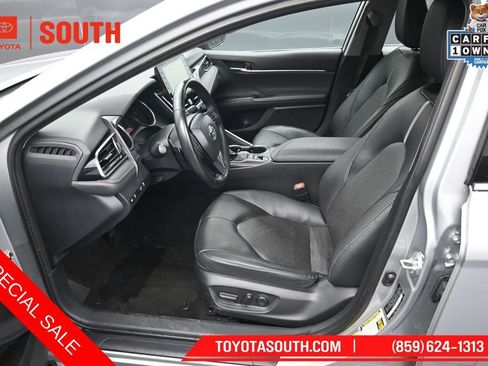 Used 2024 Toyota Camry XSE FWD image 9