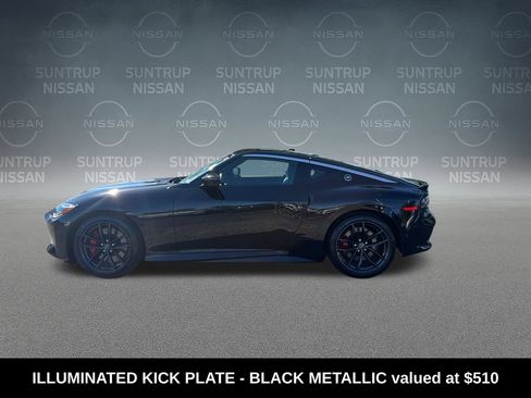 Used 2025 Nissan Z Performance w/ Floor Mat Package RWD image 2