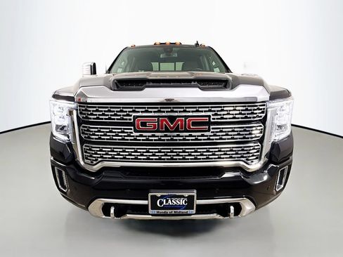 Used 2020 GMC Sierra 2500 Denali AWD/4WD image 2