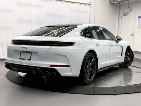 New 2026 Porsche Panamera Turbo S image 32
