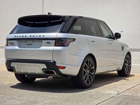 Used 2020 Land Rover Range Rover Sport HSE Dynamic image 4