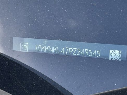 Used 2023 GMC Acadia SLE w/ Driver Convenience Package image 30