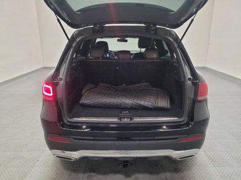 Used 2021 Mercedes-Benz GLC 300 4MATIC image 29
