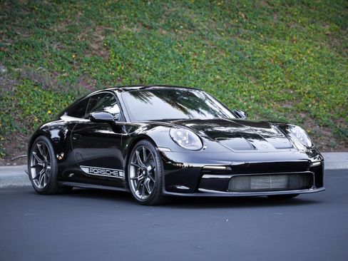 Used 2024 Porsche 911 GT3 image 29