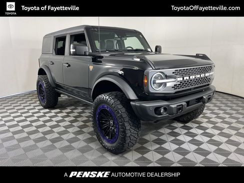 Used 2023 Ford Bronco Badlands AWD/4WD image 14
