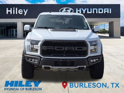 Used 2018 Ford F150 Raptor w/ Equipment Group 802A Luxury image 7