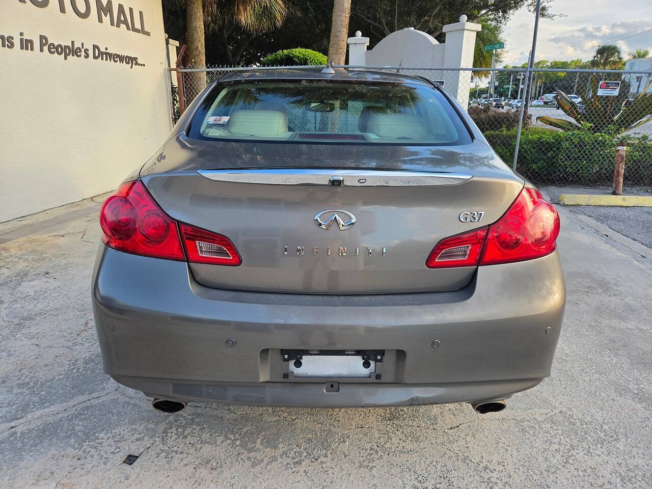 Used 2012 INFINITI G37 Journey w/ Premium Pkg RWD image 6
