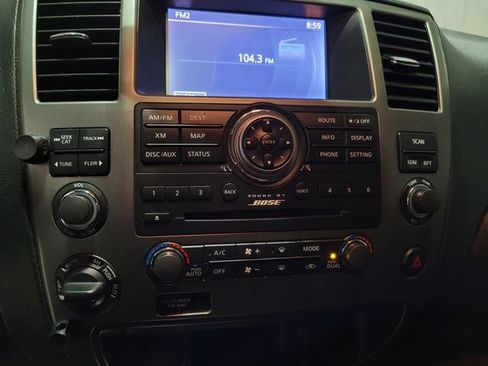 Used 2015 Nissan Armada Platinum image 40