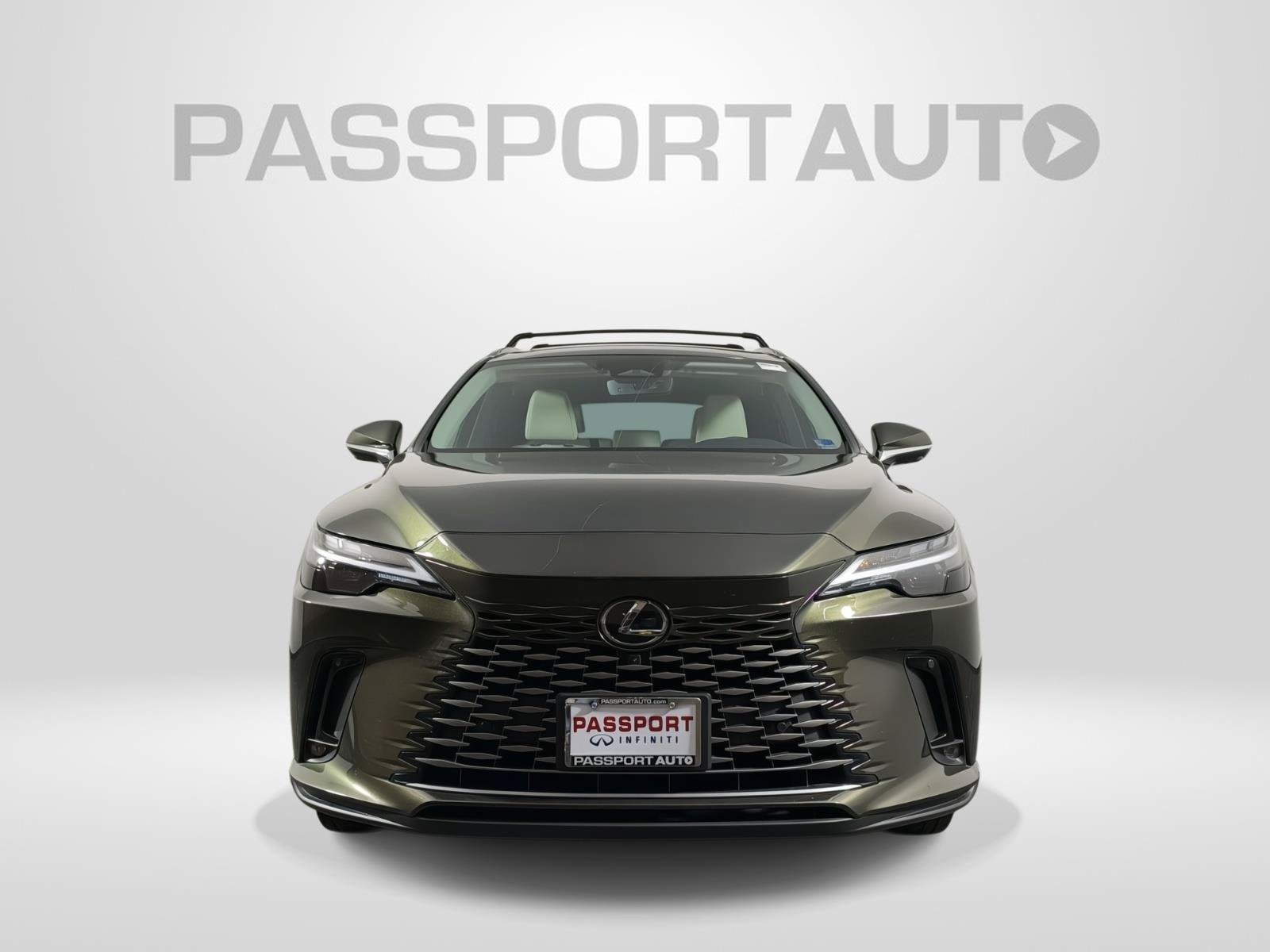 Used 2024 Lexus RX 350h w/ Convenience Package AWD/4WD image 2