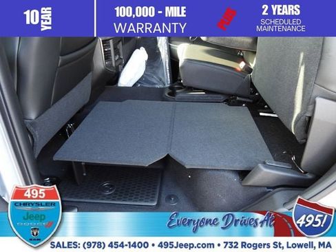 New 2026 RAM 2500 Laramie w/ Night Edition image 15