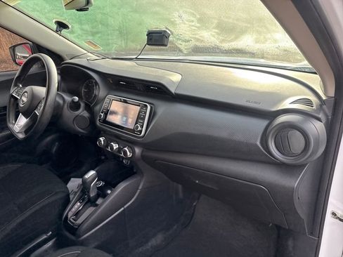 Used 2022 Nissan Kicks S w/ Interior Electronics Package image 26