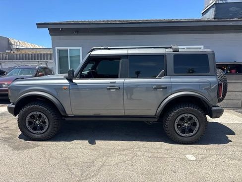 Used 2022 Ford Bronco Badlands AWD/4WD image 8
