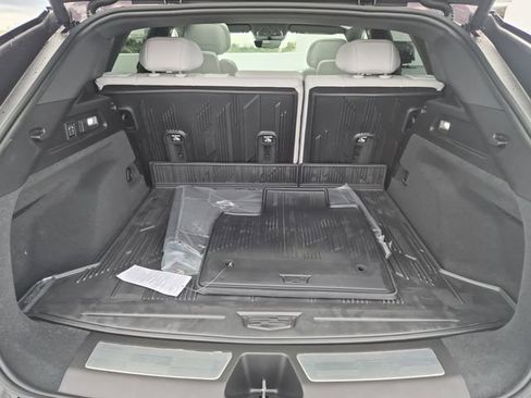 New 2026 Cadillac Lyriq Premium Luxury image 12