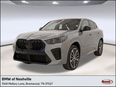 New 2026 BMW X2 xDrive28i w/ Technology Package AWD/4WD image 1