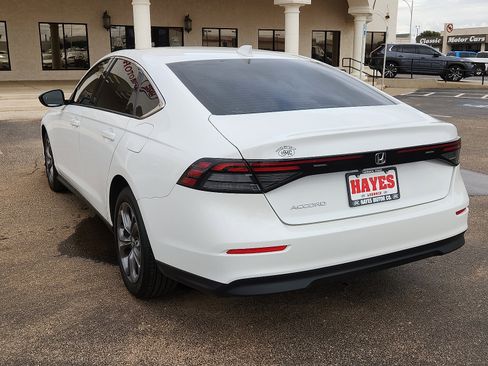 Used 2024 Honda Accord EX image 3