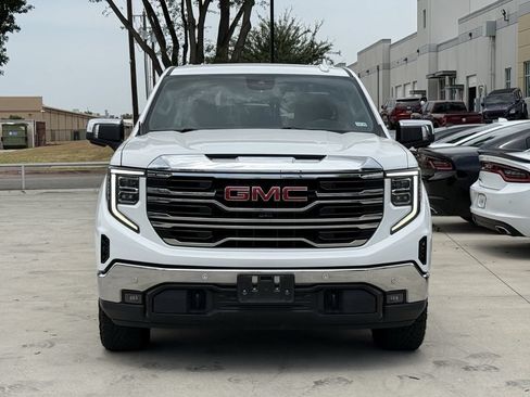 Used 2024 GMC Sierra 1500 SLT AWD/4WD image 7