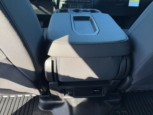 New 2026 GMC Sierra 2500 Pro image 13
