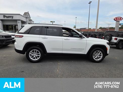 Used 2025 Jeep Grand Cherokee Laredo X w/ Luxury Tech Group I AWD/4WD image 20