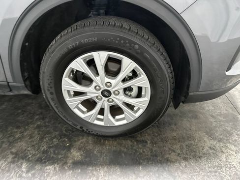 Used 2024 Ford Escape Active AWD/4WD image 4